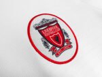 The white color of Liverpool's away uniform in the 1998 season - Image 11