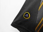 Chelsea's away black for the 2010/11 season - Image 6
