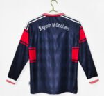 The 1997/99 season at Bayern's home stadium - Image 2