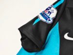 The 2011/12 season: Away games for Arsenal in blue and black - Image 11