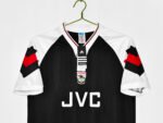 Arsenal's away game in the 1992/94 season was in black and white. - Image 7