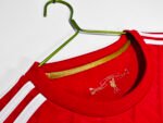 The retro home jersey of Liverpool in the 2010/11 season - Image 11