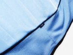 The home team color of Celta in the 2001/02 season was blue. - Image 8