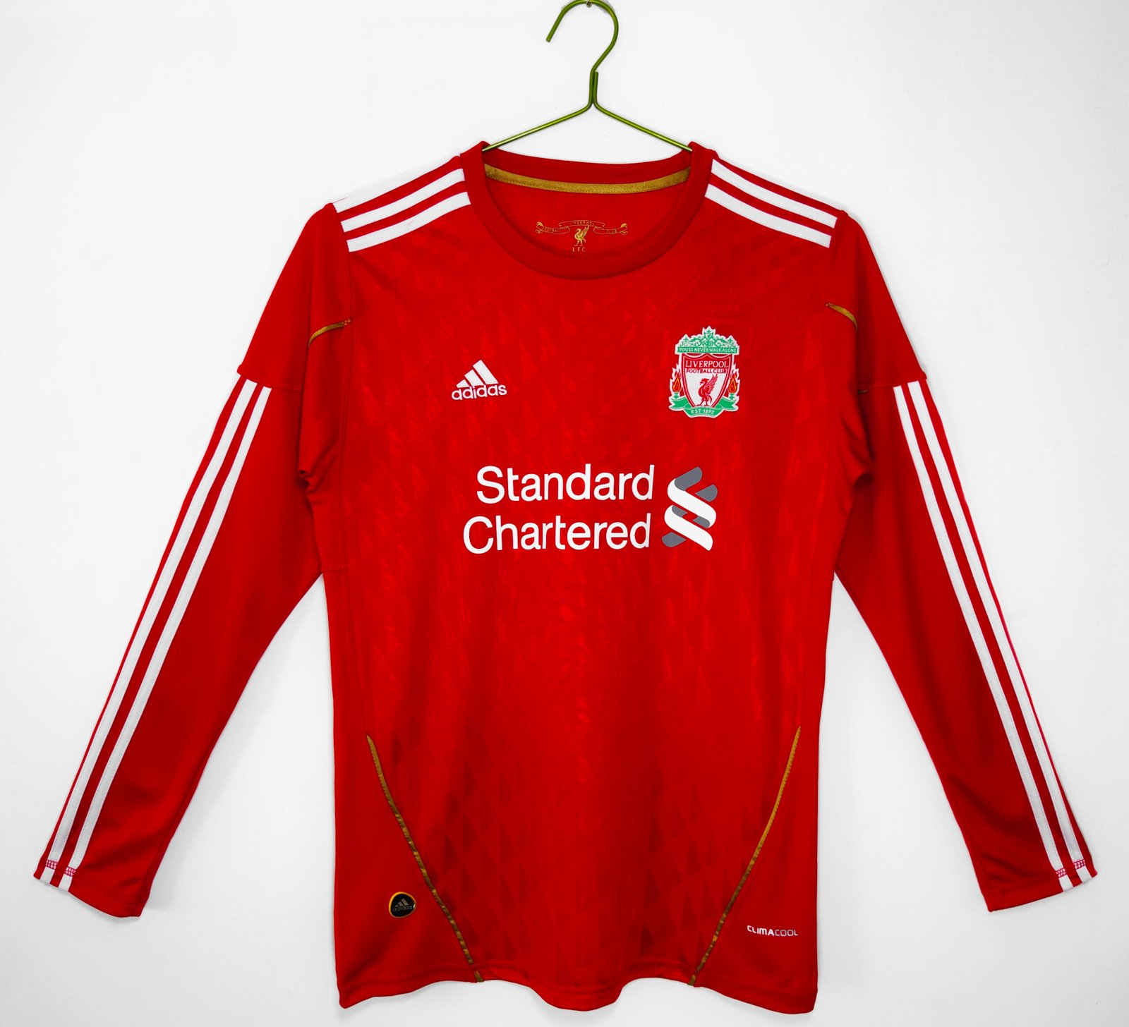 757ba97c The retro home jersey of Liverpool in the 2010/11 season - Image 1