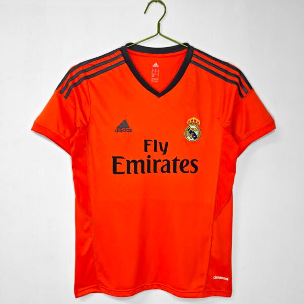 2013/14 season Real Madrid's second-place team in the league, in orange color.