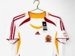 2006 season - Spanish away game in white retro style - Image 5