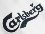 The white color of Liverpool's away uniform in the 1998 season - Image 3