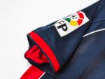 The 2001/02 season saw Celta play in black away kits. - Image 6