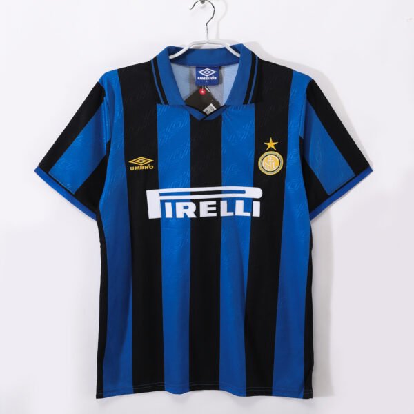 Inter Milan's home ground in the 1995/96 season