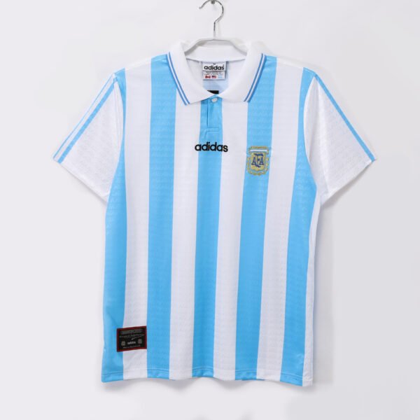 In the 1994 season, Argentina played at home