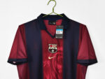 The 2000/01 season saw Barcelona adopt a retro style at home. - Image 10