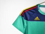 2010 Season - Spanish Goalkeeper - Retro Green Style - Image 4