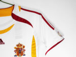 2006 season - Spanish away game in white retro style - Image 9