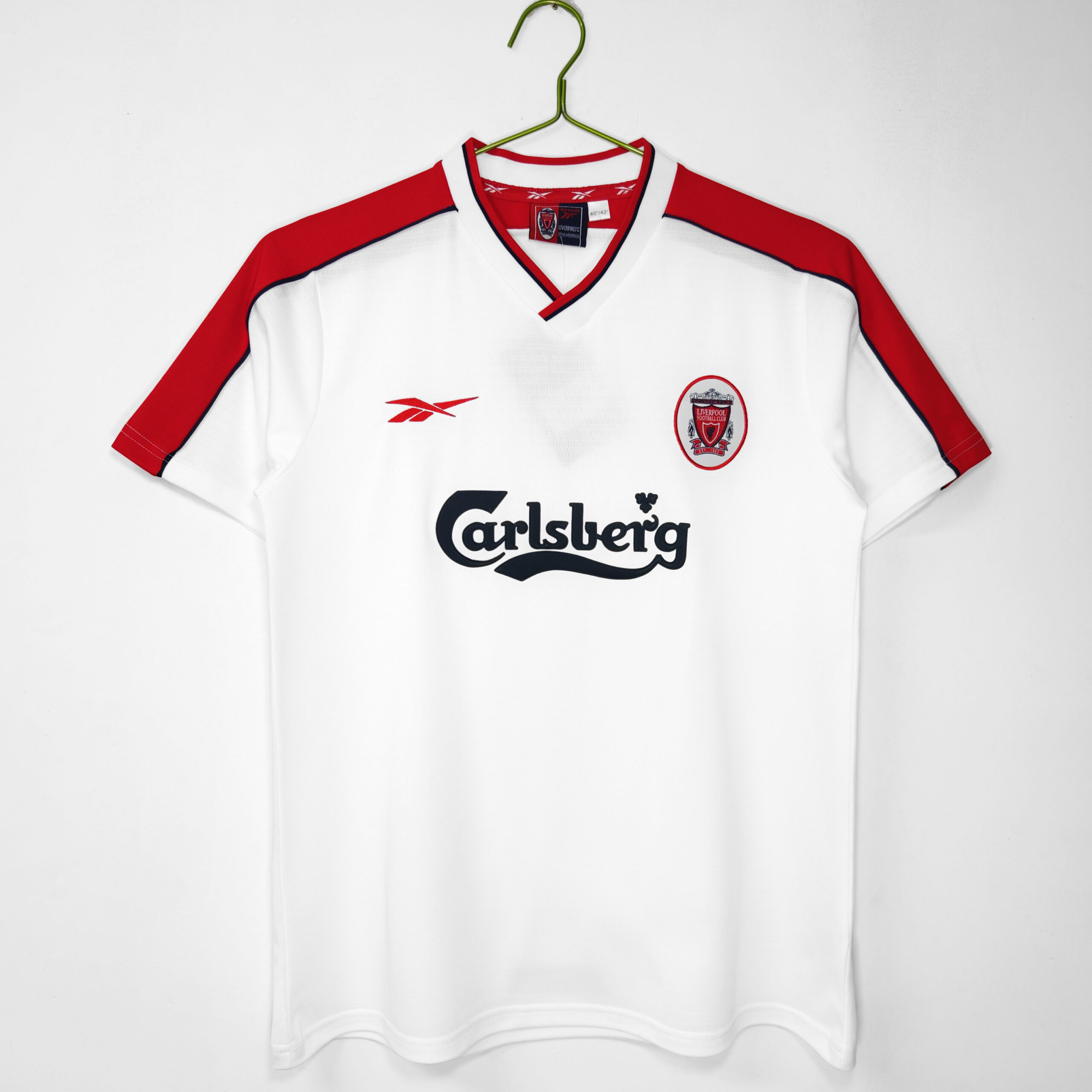 85629915 The white color of Liverpool's away uniform in the 1998 season - Image 1