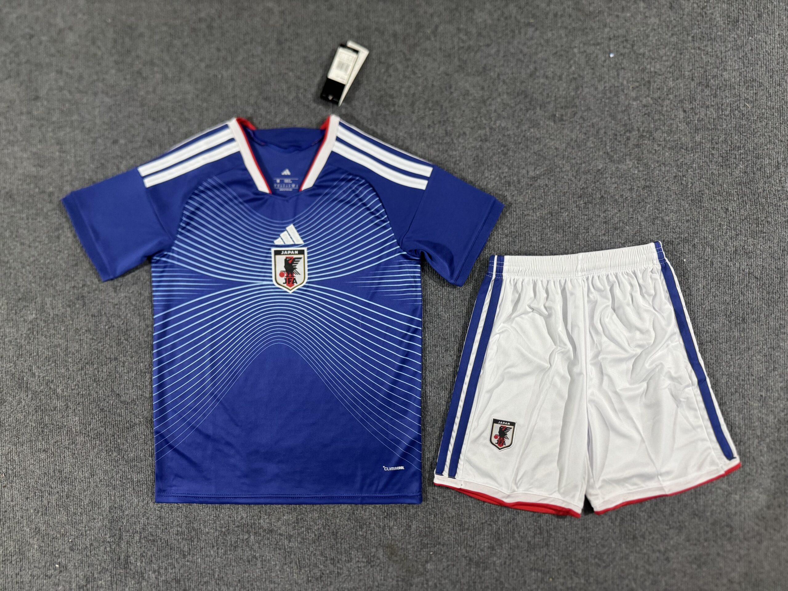 a838774b The home jersey set of the Japanese national team - Image 1