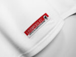 The white color of Liverpool's away uniform in the 1998 season - Image 4