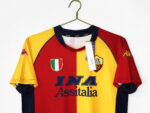 The 2000/01 season saw Roma return to their traditional home style. - Image 4