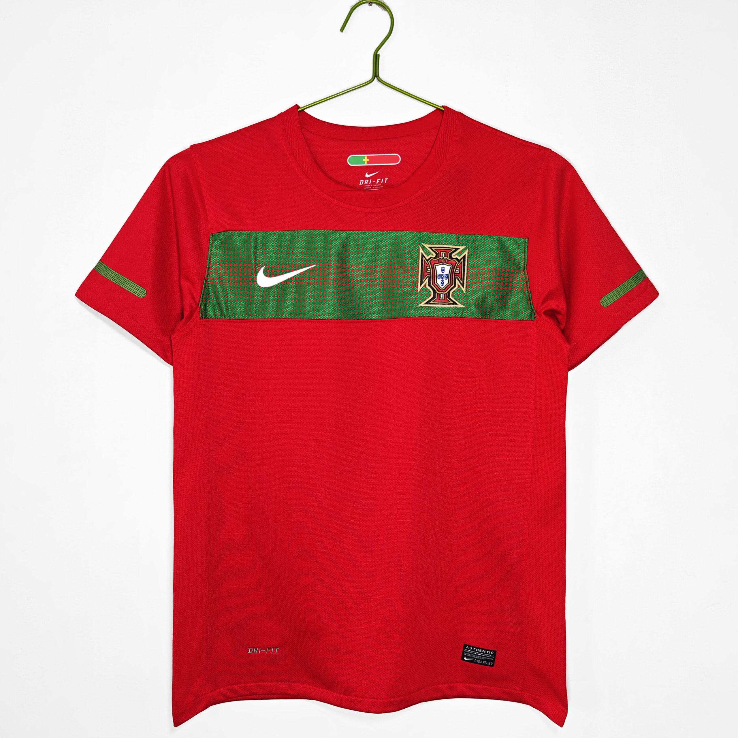 ef7c02ac 2010 season - Portuguese home team revival - Image 1