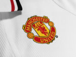 1998/99 season - Manchester United's white uniform - Image 5