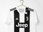 Juventus' home kit for the 2018/19 season is retro. - Image 4