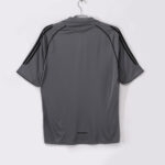 Real Madrid's two away grey team in the 2005/06 season - Image 2