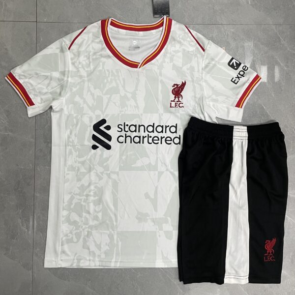 Liverpool Two Cabins