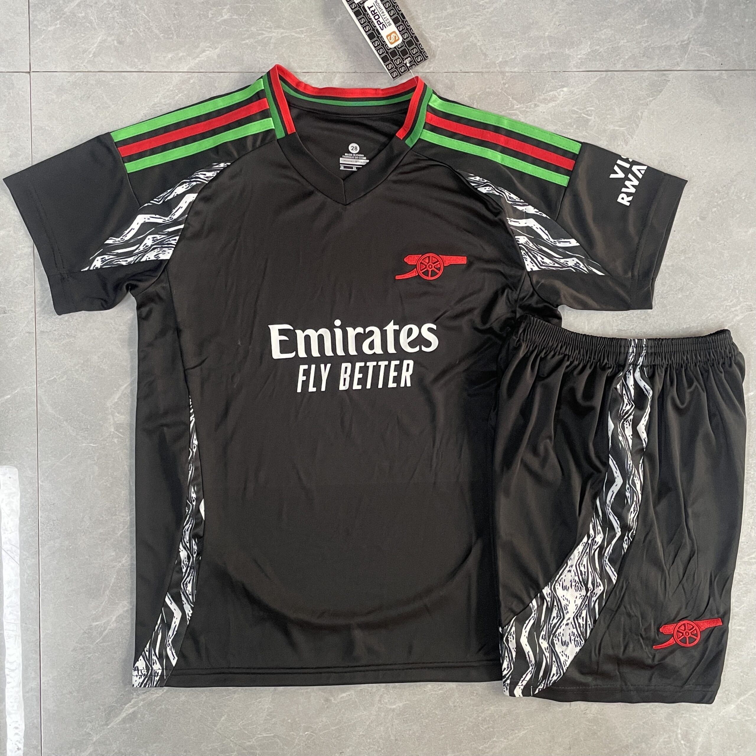 8db00440 Arsenal away from home - Image 1